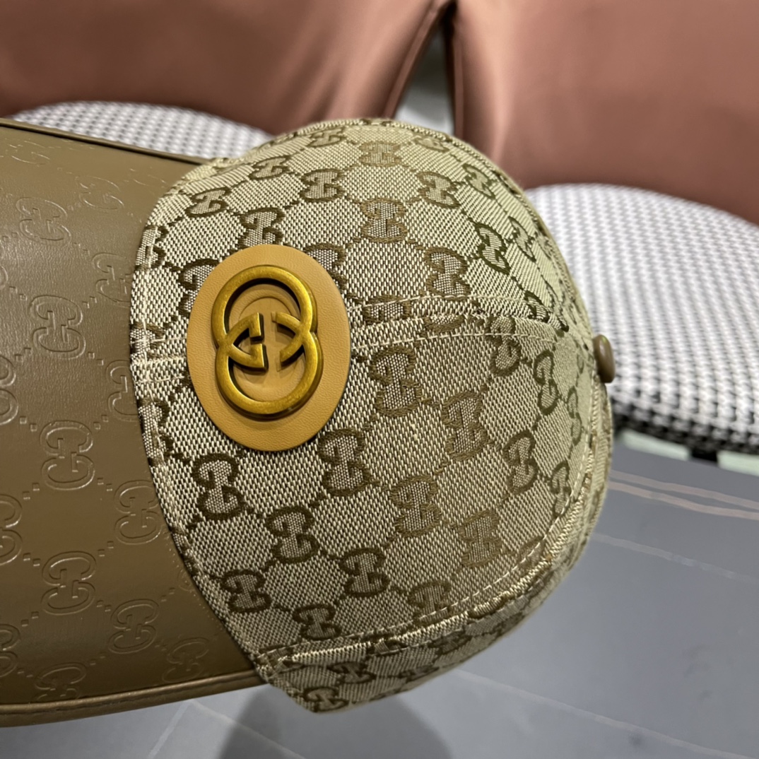  Gucci(古奇)春夏新款原单棒球帽， 11开模订制，原版帆布料+头层牛皮，代购热门，男女可用百搭款，