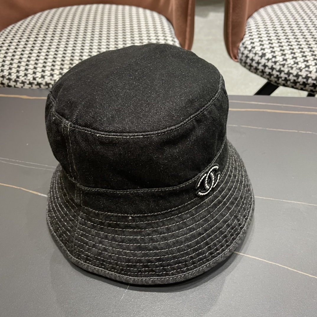 【Chanel香奈儿】2024夏新款牛仔遮阳渔夫帽🌈 浪漫沙滩款！出街必备