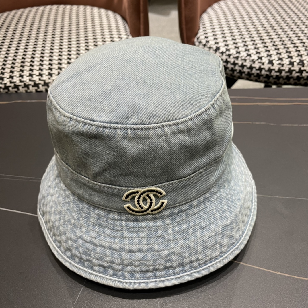 【Chanel香奈儿】2024夏新款牛仔遮阳渔夫帽🌈 浪漫沙滩款！出街必备