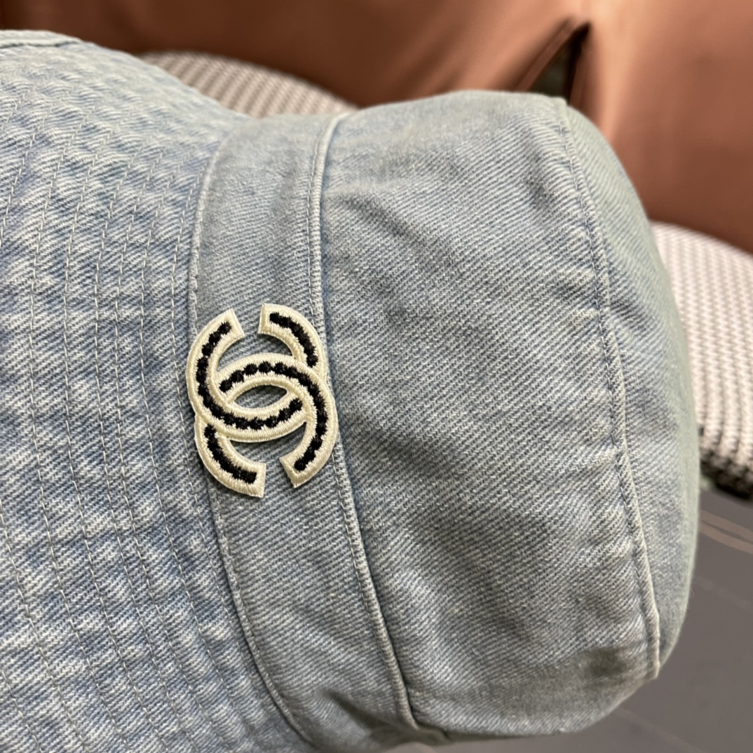 【Chanel香奈儿】2024夏新款牛仔遮阳渔夫帽🌈 浪漫沙滩款！出街必备