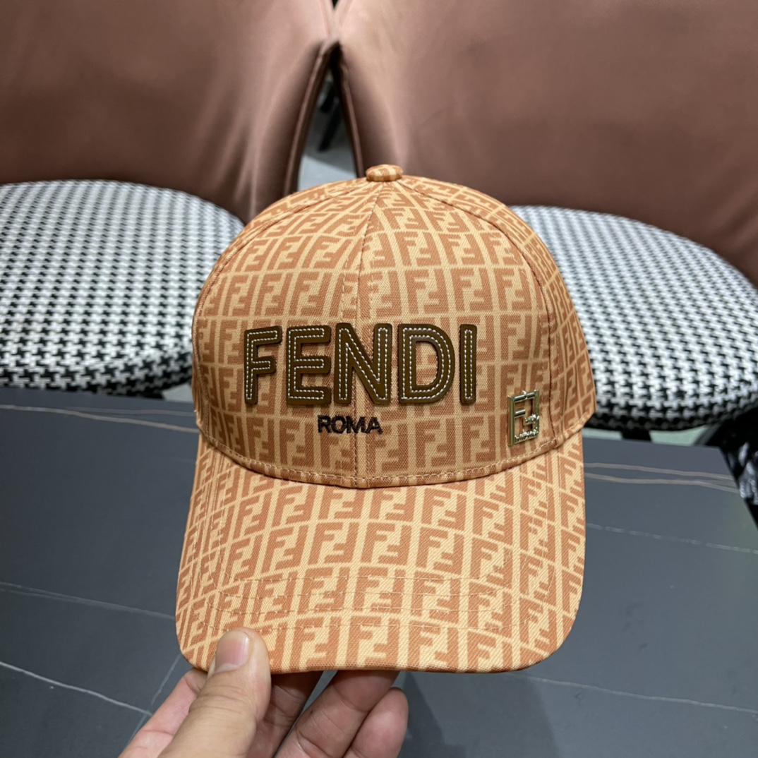 新款出货，Fendi（芬迪）新款原单棒球帽，专柜常年热卖款，口碑极佳，11开模订制轻盈透气！质量超赞，