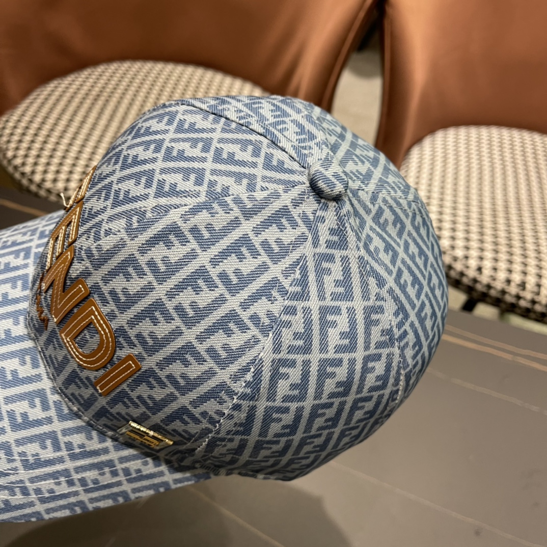  新款出货，Fendi（芬迪）新款原单棒球帽，专柜常年热卖款，口碑极佳，11开模订制轻盈透气！质量超赞，