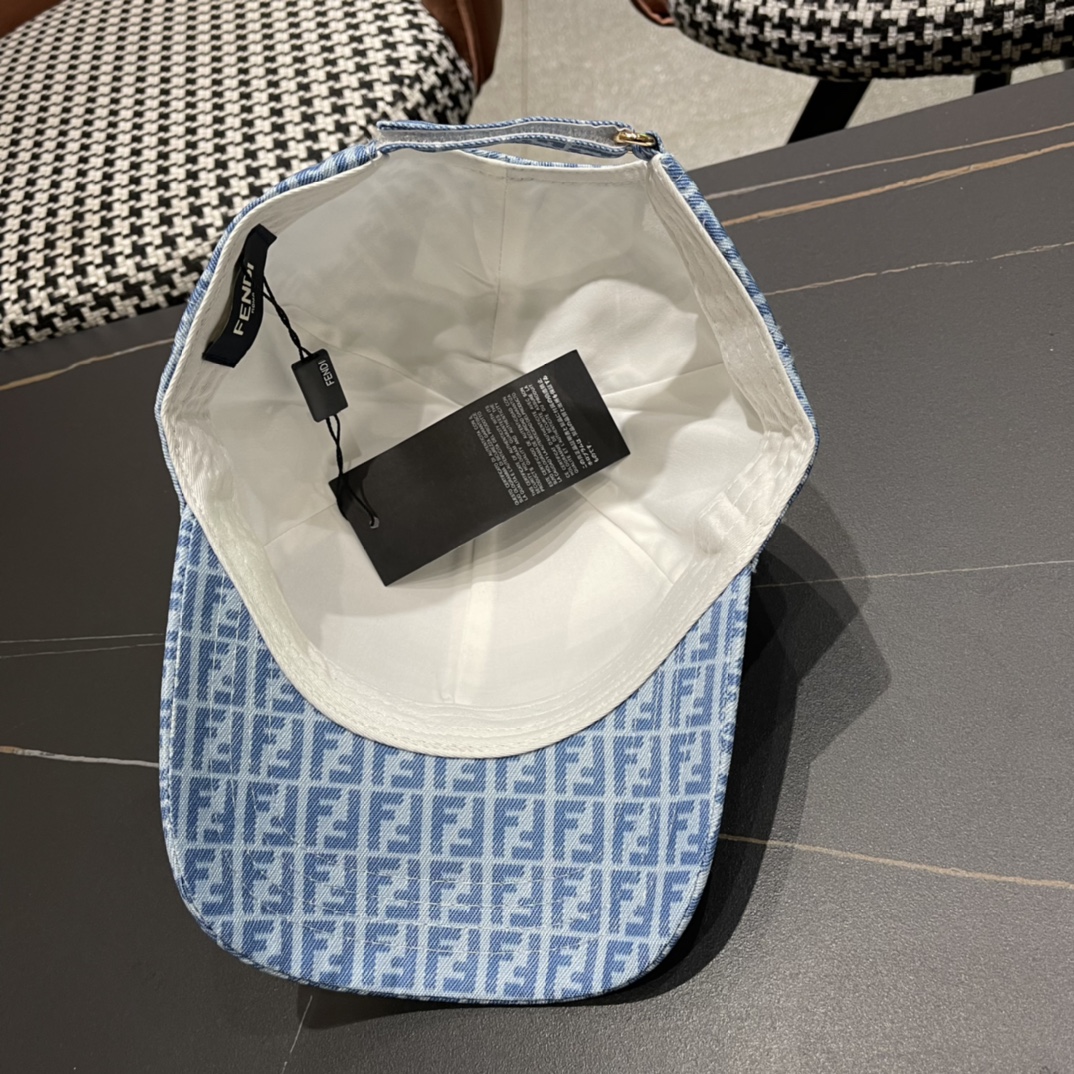  新款出货，Fendi（芬迪）新款原单棒球帽，专柜常年热卖款，口碑极佳，11开模订制轻盈透气！质量超赞，