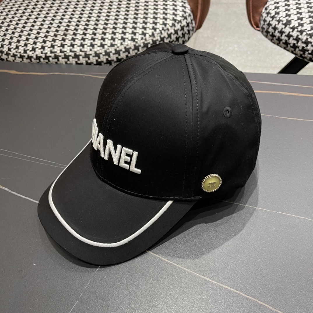    2024 CHANEL 香奈儿2024春夏新款棒球帽，很酷很时尚，质量超赞