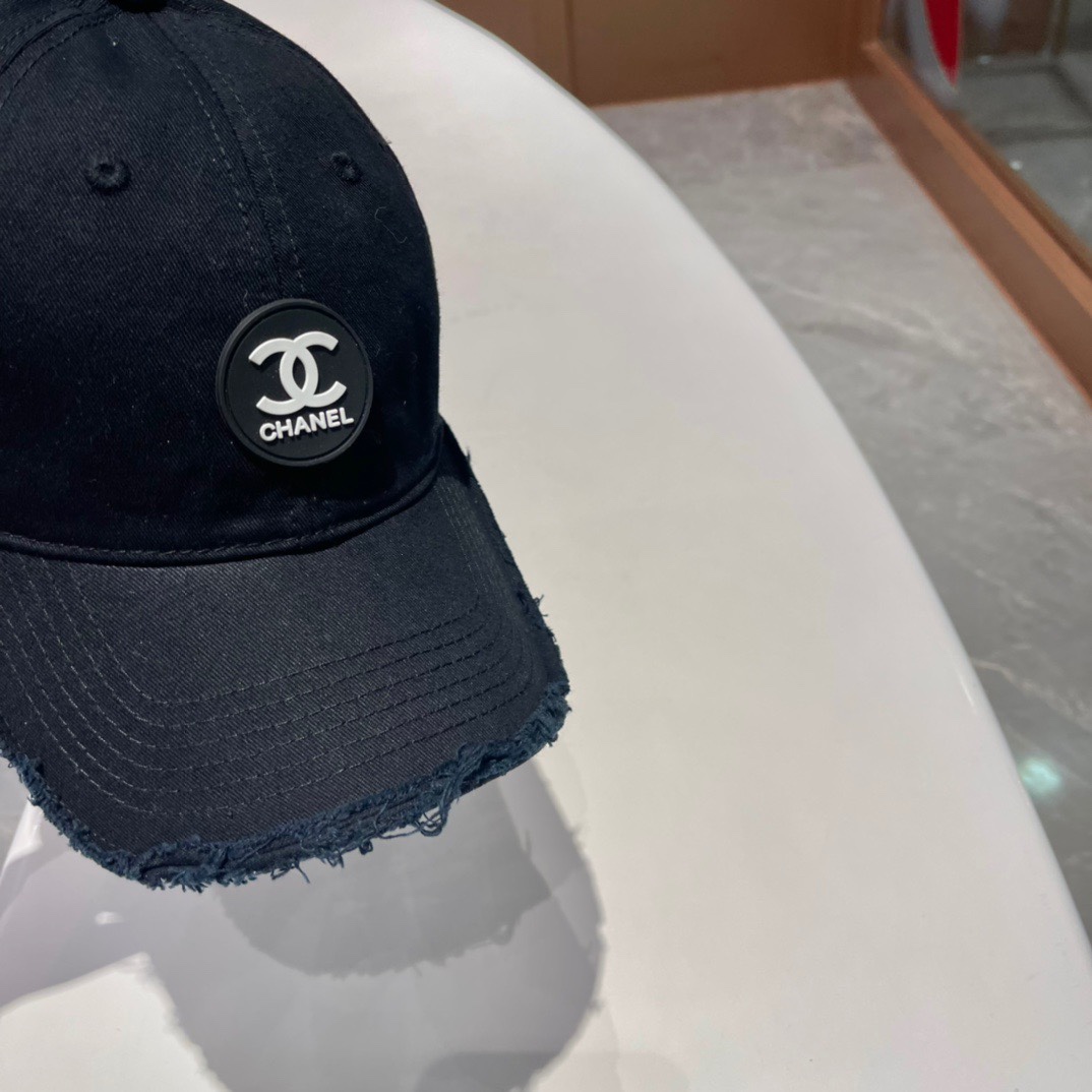 香奈儿CHANEL2024新品破洞棒球帽logo小香经典简约时尚休闲设计跑量新品