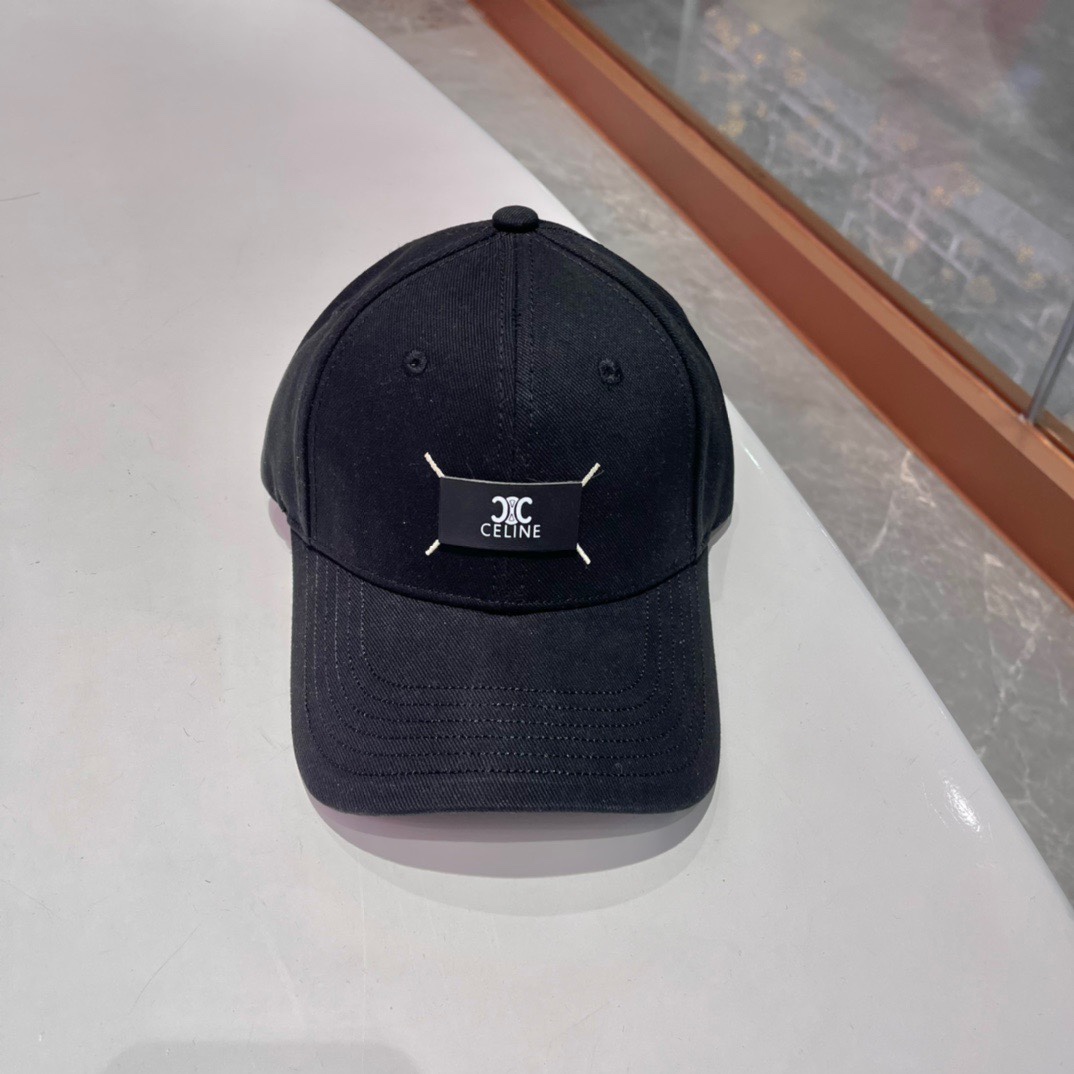  【CELINE赛琳】春夏款新款简约棒球帽，新款出货，大牌款超好搭配，赶紧入手！