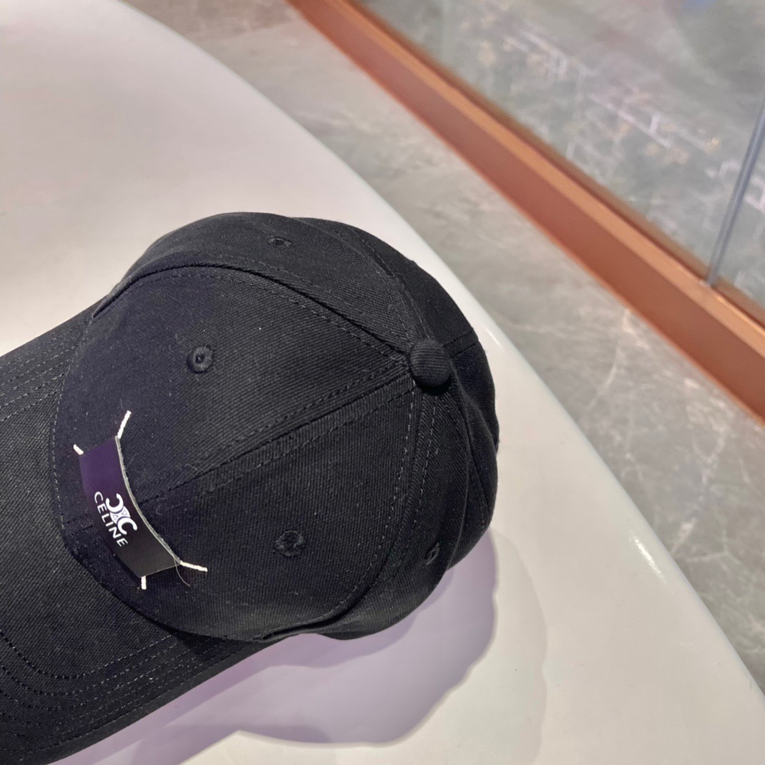  【CELINE赛琳】春夏款新款简约棒球帽，新款出货，大牌款超好搭配，赶紧入手！
