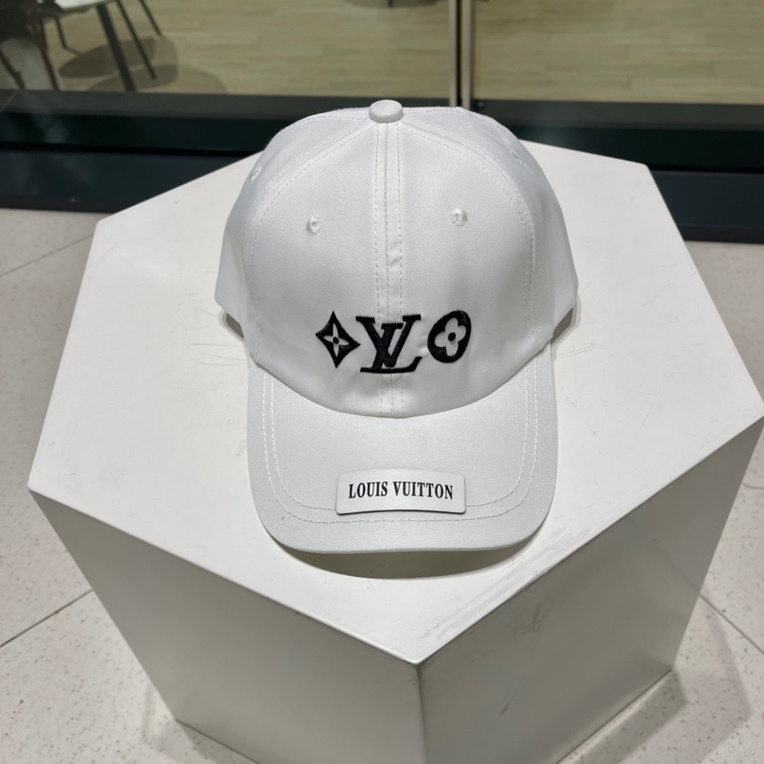 【LV】2023新款专柜同步棒球帽，专柜同步出货，大牌款超好搭配，赶紧入手！
