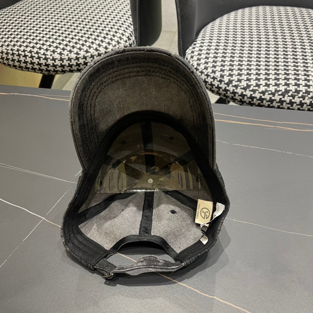 【CHANEL香奈儿】新款简约风，新品系列棒球帽，爆款，大牌同步，超好搭配，出货！

