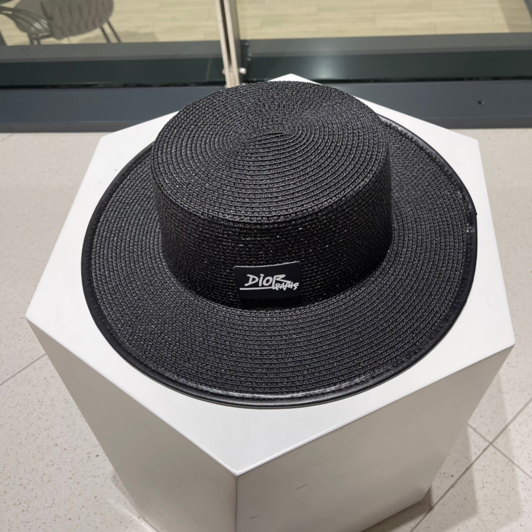 【DIOR迪奥】新款草编平顶遮阳草帽盆帽🤩沙滩风，简约大方，百搭单品～出街首选，新款帽型超美腻，新品上架