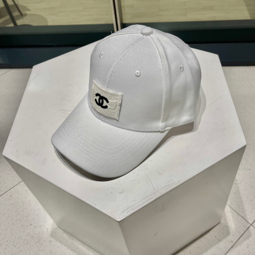 NO:199665,Chanel CHANEL new baseball cap, logo small fragrance classic simple, fashionable and casual design running new hat fisherman hat baseball cap knit hat, hat, chanel, chanel, espadrilles, hats19860909香奈儿CHANEL 新品棒球帽,logo小香经典简约,时尚休闲设计 跑量新品帽子渔夫帽棒球帽针织帽,帽子,chanel,chanel,espadrilles,hats,hat