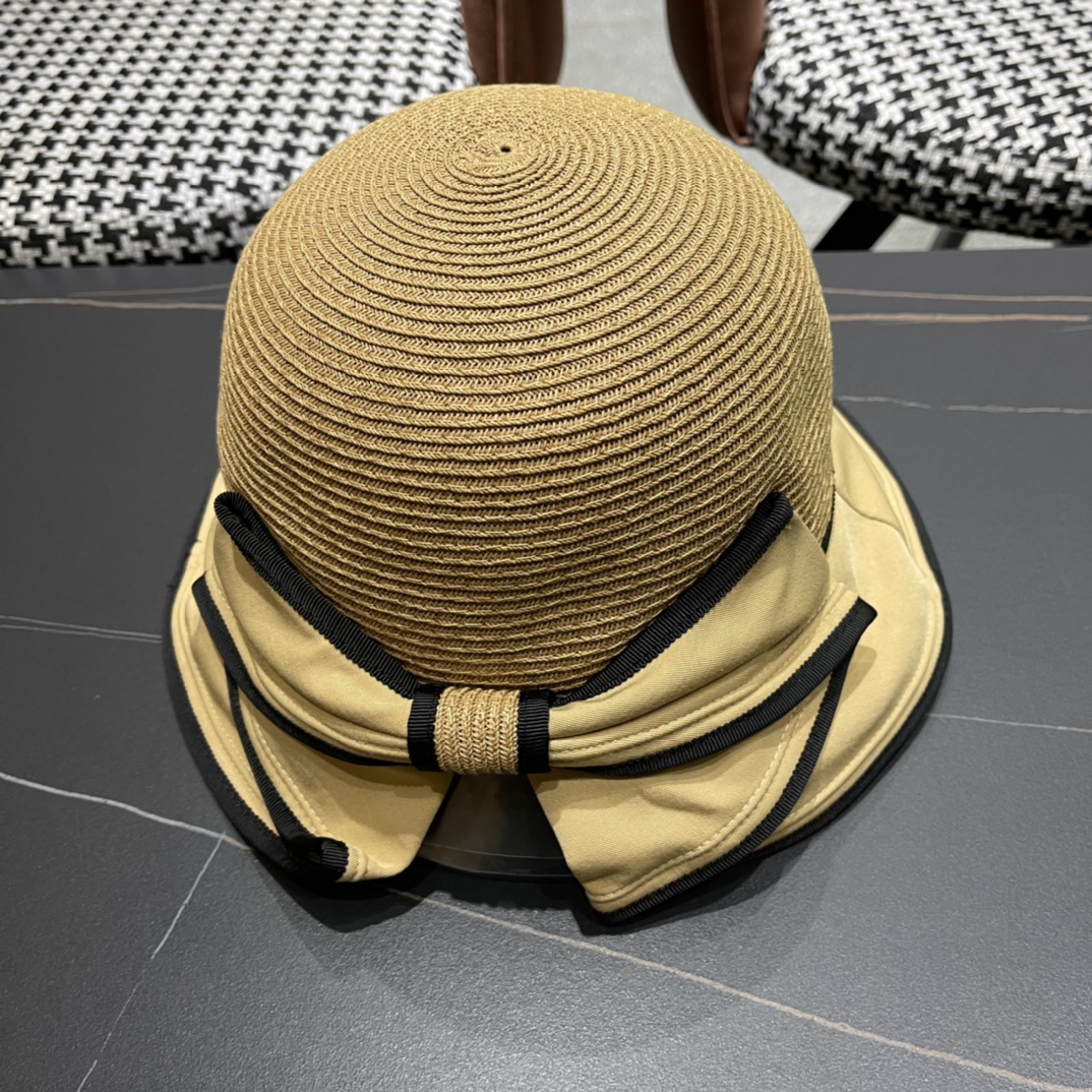  CELINE赛琳新款渔夫帽女春夏季遮阳帽韩版太阳帽 ，出街必备