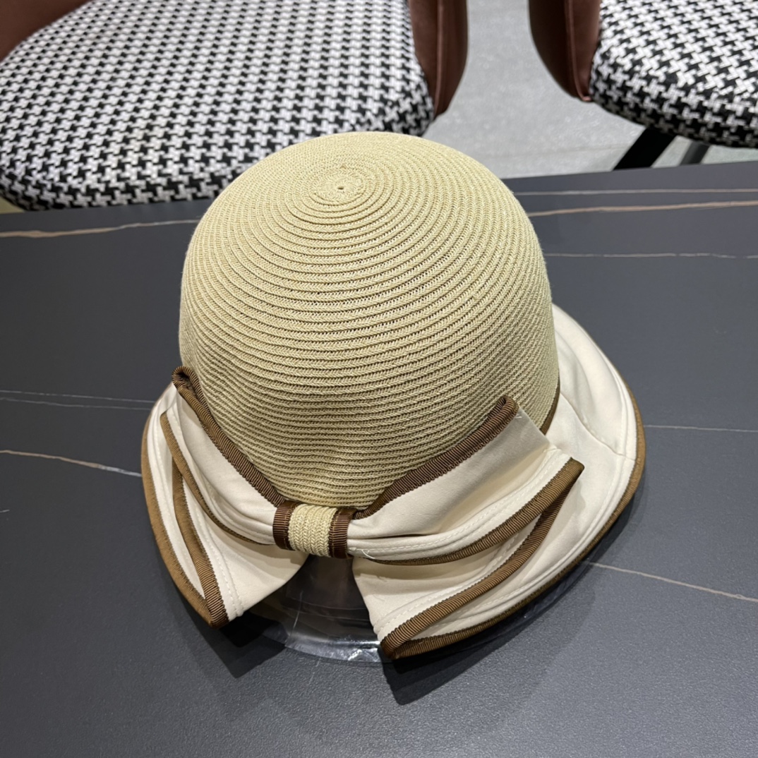  CELINE赛琳新款渔夫帽女春夏季遮阳帽韩版太阳帽 ，出街必备