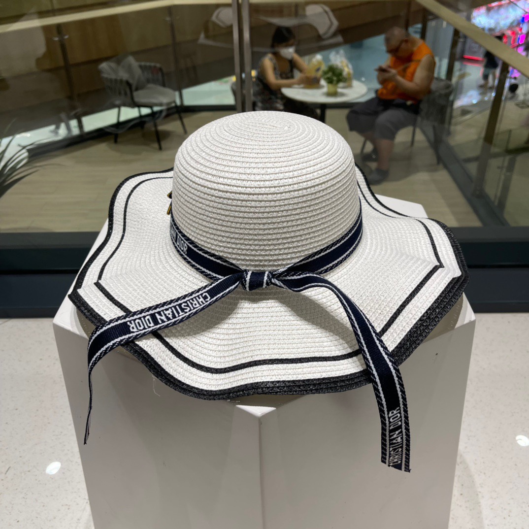 NO:224439,New straw hat, a must-have for vacation and leisure, elegant and generous hat, straw hat, fisherman hat, baseball hat, knit hat, hat, espadrilles, hats19860909新款草帽,度假休闲必备,优雅大方的一款帽子草帽渔夫帽棒球帽针织帽,帽子,espadrilles,hats,hat