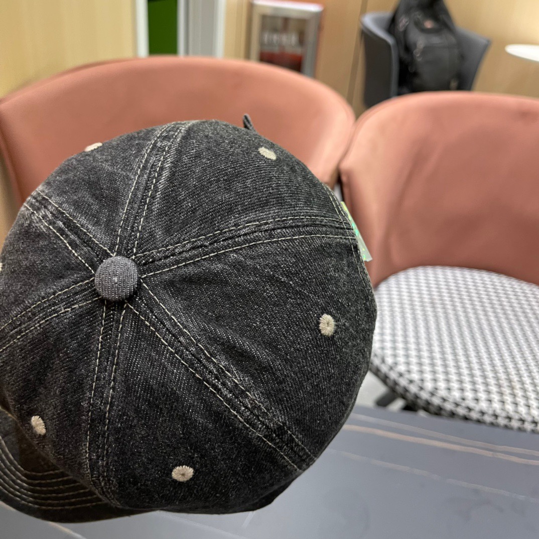  春夏新款 蒙口MONCLER棒球帽，年轻时尚潮人穿搭色系，视觉效果超强，好看有质感！