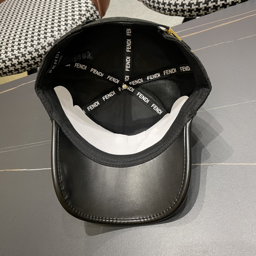  FENDI芬迪 系列棒球帽🧢 经典FF中古单品，气质穿搭单品，质量杠杠强
