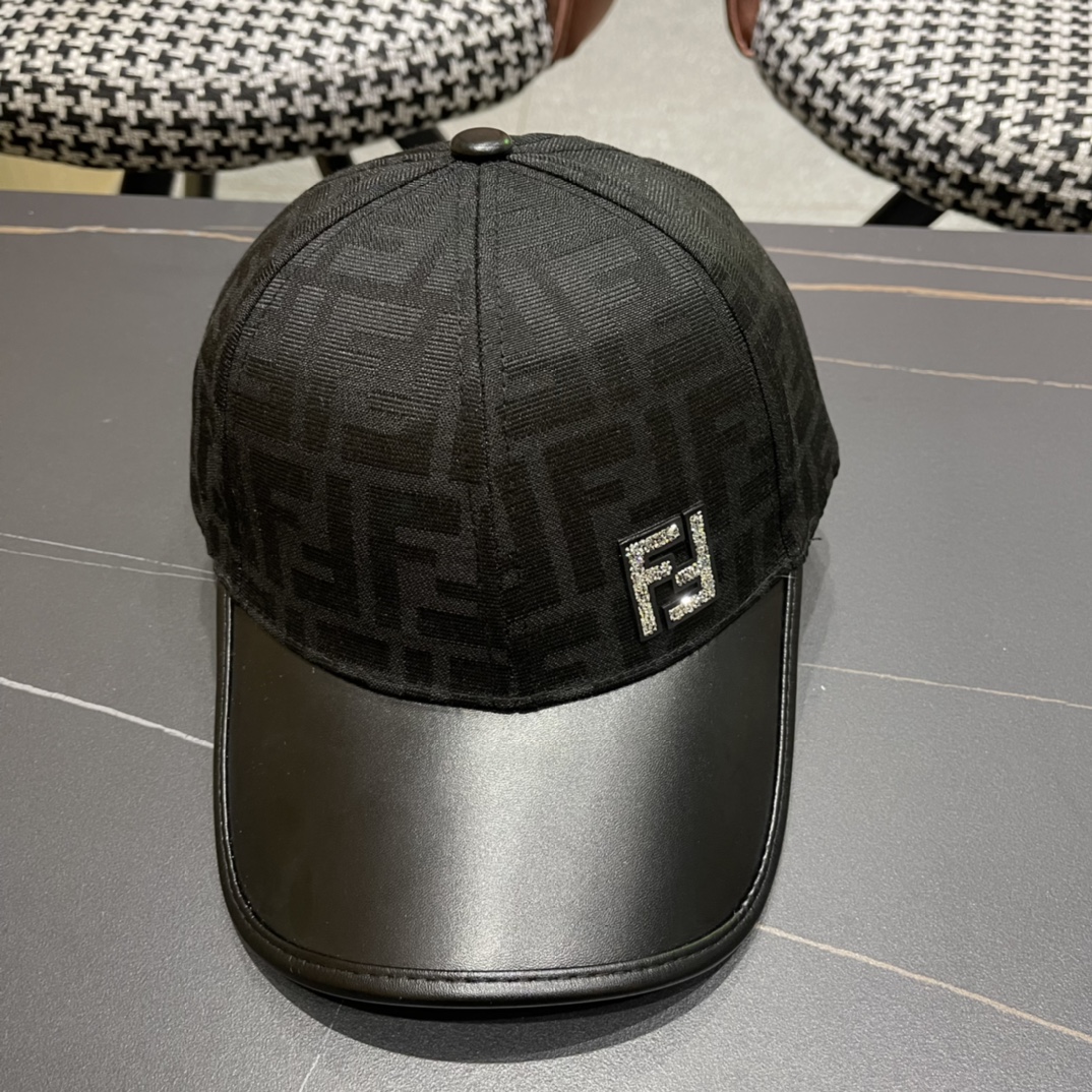  FENDI芬迪 系列棒球帽🧢 经典FF中古单品，气质穿搭单品，质量杠杠强