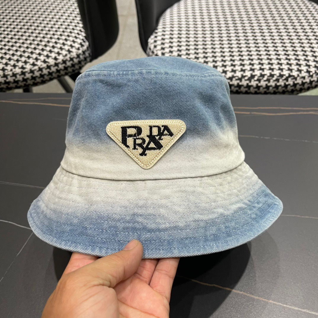 
【普拉达】PRADA新款牛仔渔夫帽，新款上架，超好搭配，赶紧入手吧