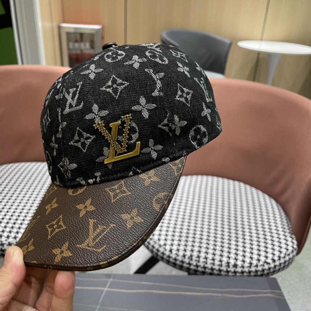  LV路易威登经典棒球帽🧢 火货，百搭单品🥰随便搭配都很好看 