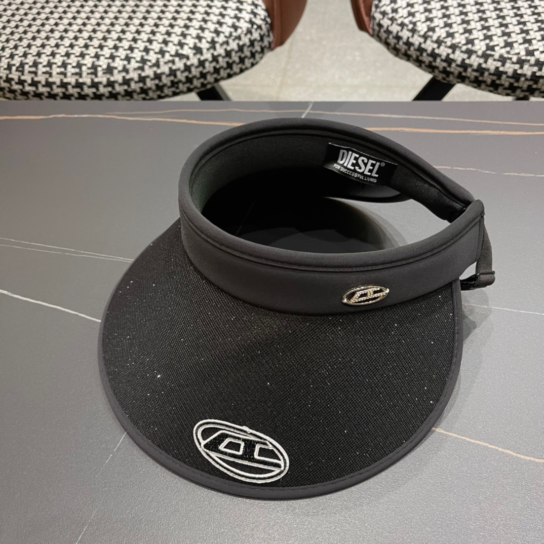  迪赛  2024春夏超细装饰空顶帽 超🉑空顶系列，颜色妥妥，轻便携带！小仙女🧚人手必备