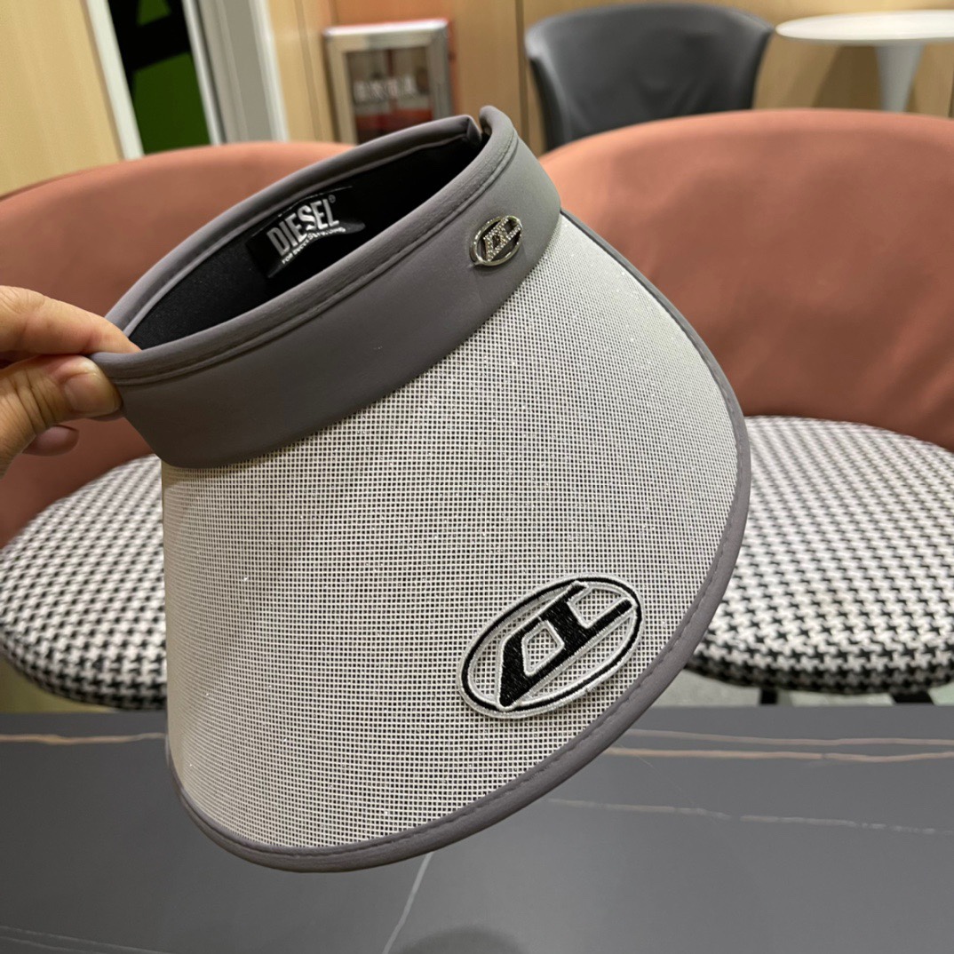  迪赛  2024春夏超细装饰空顶帽 超🉑空顶系列，颜色妥妥，轻便携带！小仙女🧚人手必备