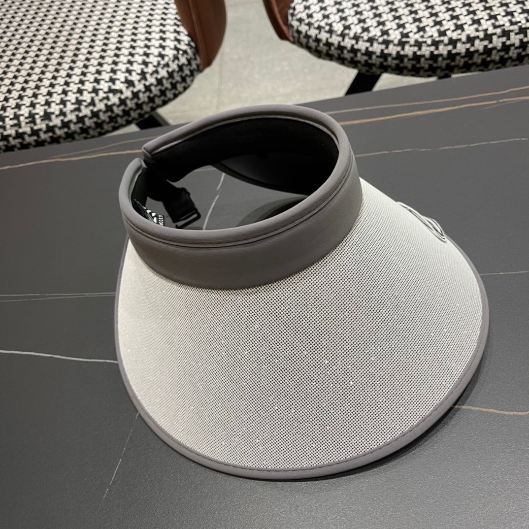  迪赛  2024春夏超细装饰空顶帽 超🉑空顶系列，颜色妥妥，轻便携带！小仙女🧚人手必备