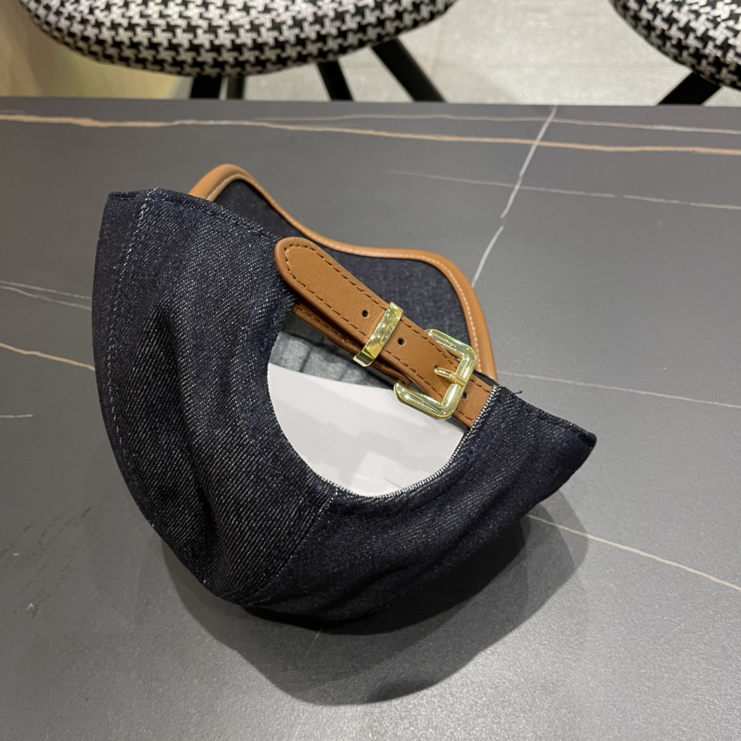  谬谬miumiu2024原单棒球帽，正品开模订制，原版做工细致，时尚帅气质量超赞！