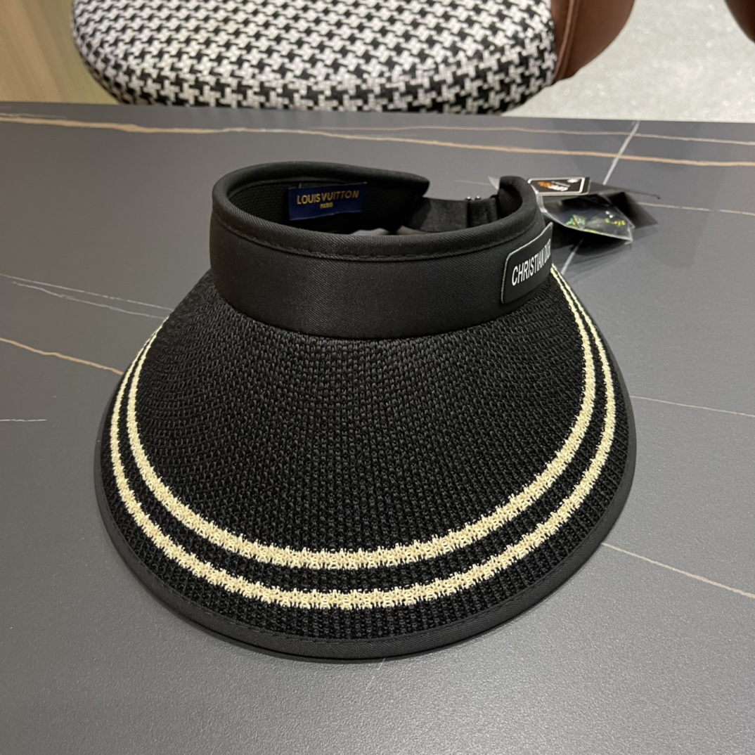  迪奥Dior 早春最新款空顶帽夏天必备单品，夏天搭配清凉夏日风情真的超