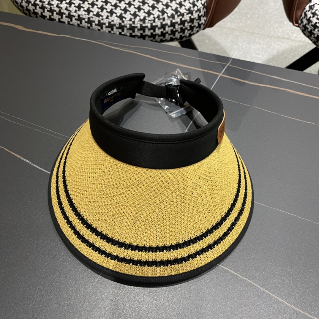  迪奥Dior 早春最新款空顶帽夏天必备单品，夏天搭配清凉夏日风情真的超