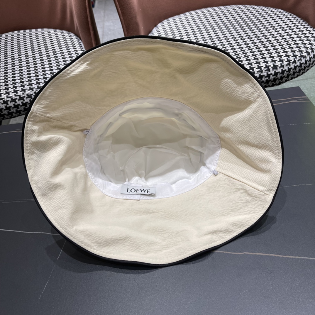【LOEWE罗意威】新款渔夫帽，热巴同款～超好搭配，闭眼入的一款