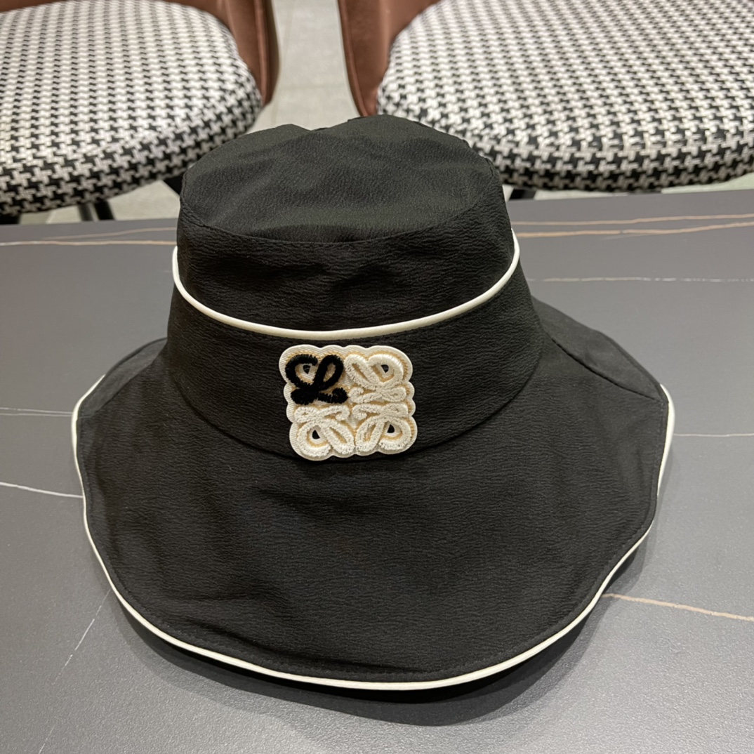 【LOEWE罗意威】新款渔夫帽，热巴同款～超好搭配，闭眼入的一款