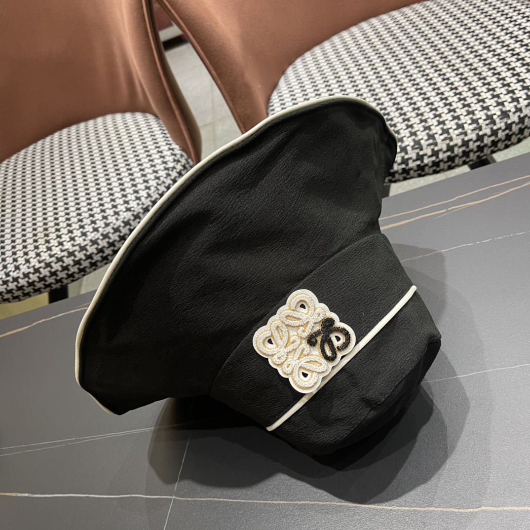 【LOEWE罗意威】新款渔夫帽，热巴同款～超好搭配，闭眼入的一款