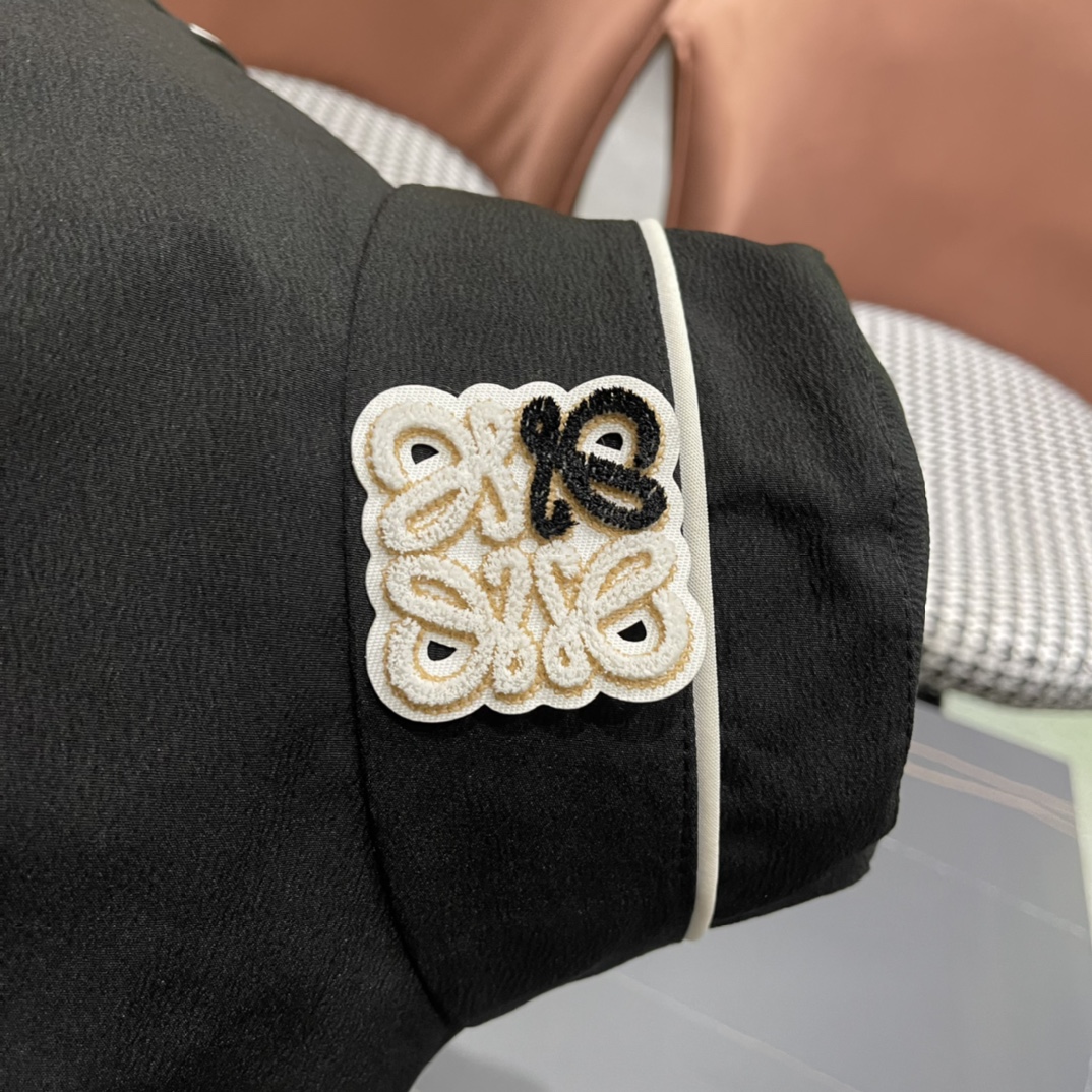 【LOEWE罗意威】新款渔夫帽，热巴同款～超好搭配，闭眼入的一款