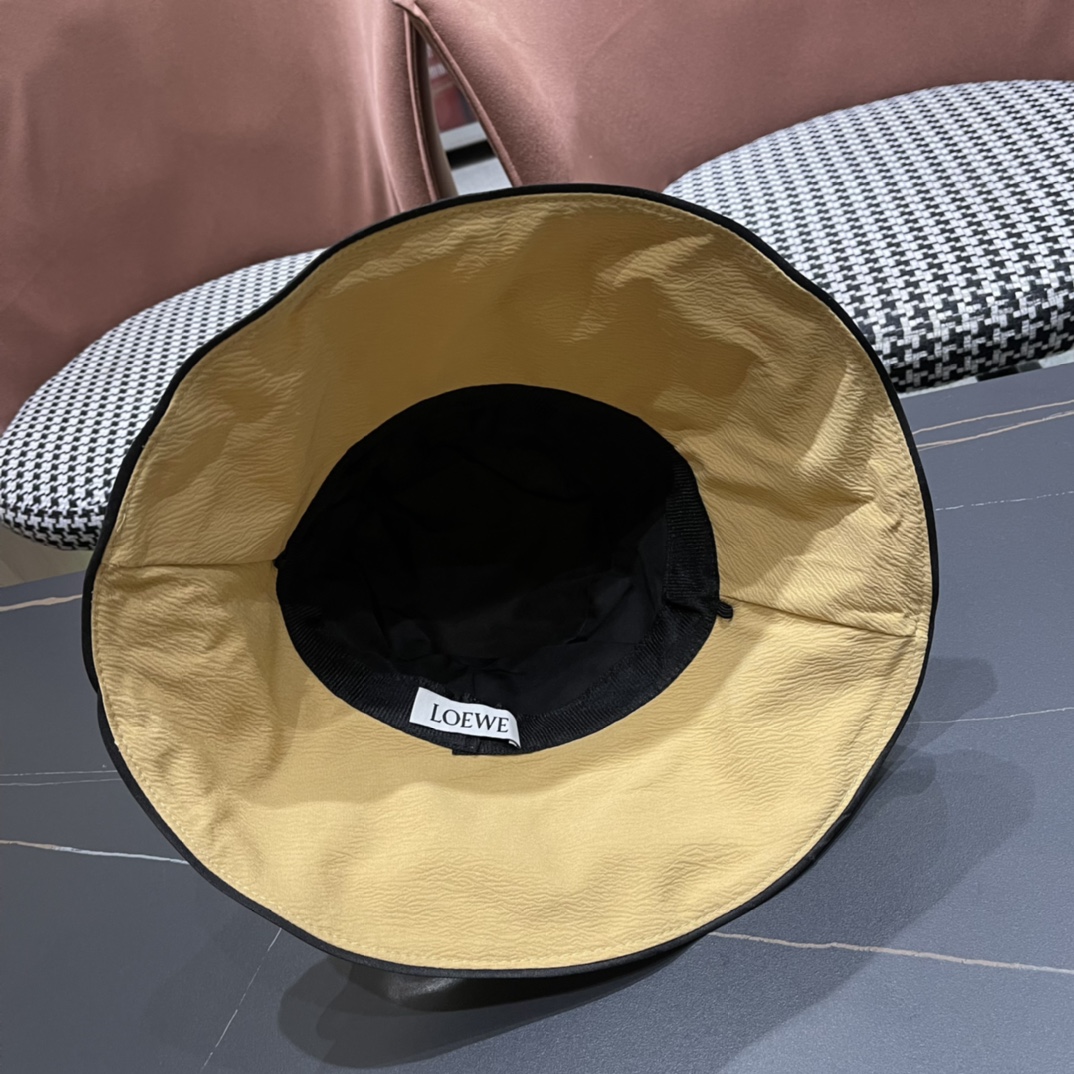 【LOEWE罗意威】新款渔夫帽，热巴同款～超好搭配，闭眼入的一款