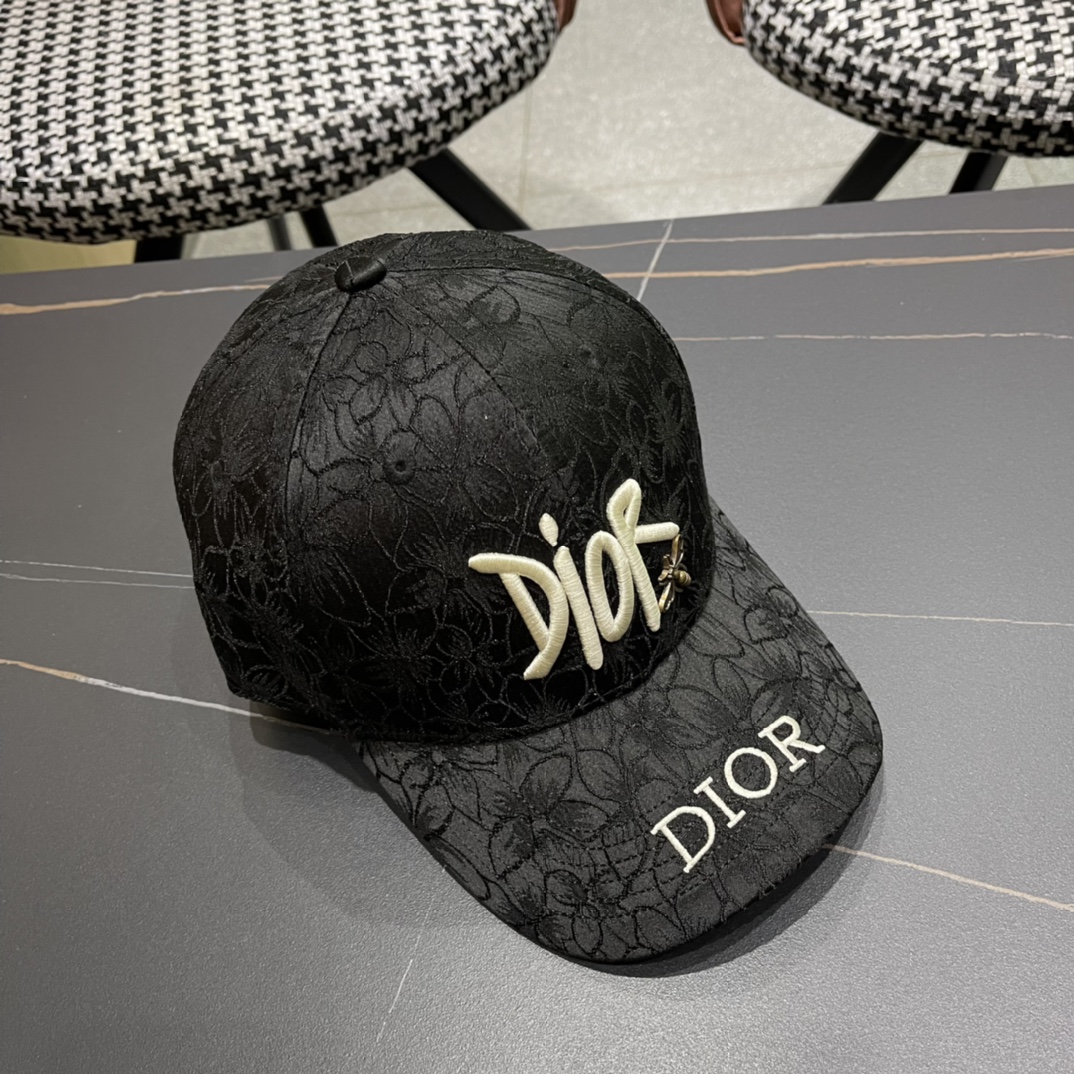  Dior迪奥新‮棒款‬球帽，原‮品单‬质，跑‮多量‬色