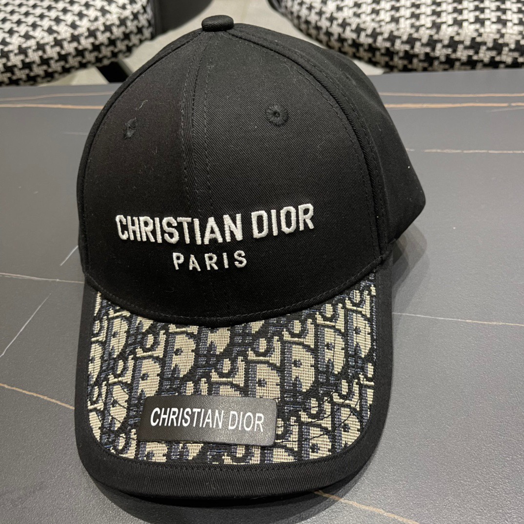 NO:362089,DIOR official website synchronized the new model released baseball caps are super hot, must-have for men and women, hats, straw hats, fisherman hats, baseball caps, knit hats, hats, dior, dior, espadrilles, hatsDIOR迪奥 官网同步新款发布棒球帽超级火爆,男女必备,帽子草帽渔夫帽棒球帽针织帽,帽子,dior,dior,espadrilles,hats,hat