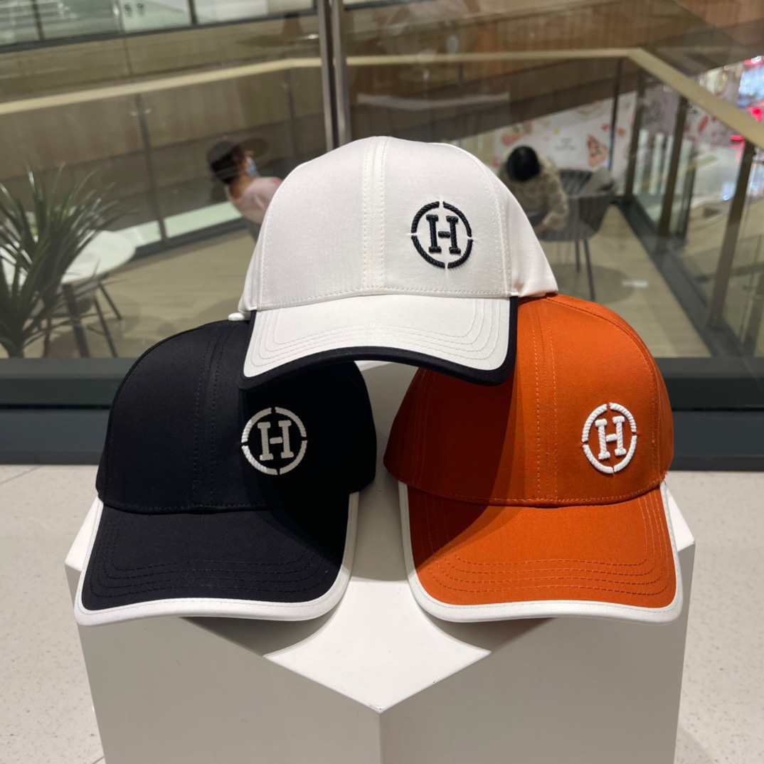 NO:201780,New models shipped HERMS (Hermes) latest original single baseball cap, color block H, genuine mold customization, original breathable canvas fabric   original stainless steel adjustment buckle, meticulous workmanship, fashionable, handsome and excellent quality!  Hat fisherman hat baseball hat knit hat, hat, hermes, hermes, espadrilles, hats19860909新款出货 HERMS (爱马仕)最新款原单棒球帽,拼色H,正品开模订制,原版透气帆布面料 原厂精钢调节扣,做工细致,时尚帅气质量超赞！帽子渔夫帽棒球帽针织帽,帽子,hermes,hermes,espadrilles,hats,hat
