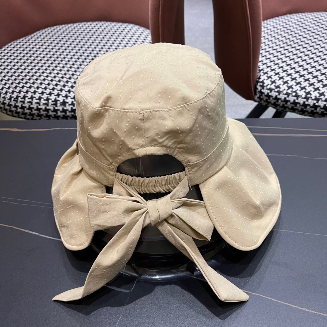  LouisVuitton🧢路易威登2024新款渔夫帽女夏气质度假海边沙滩防晒太阳帽