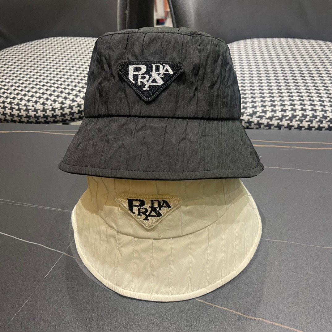 NO:202830,Prada's new early spring fisherman's hat, simple and sweet style, the hat shape is very good, and it modifies the face shape!  Hat fisherman hat baseball hat knit hat, hat, prada, espadrilles, hats19860909普拉达早春新款渔夫帽,简约甜美风,帽型很好,修饰脸型哦！帽子渔夫帽棒球帽针织帽,帽子,prada,espadrilles,hats,hat