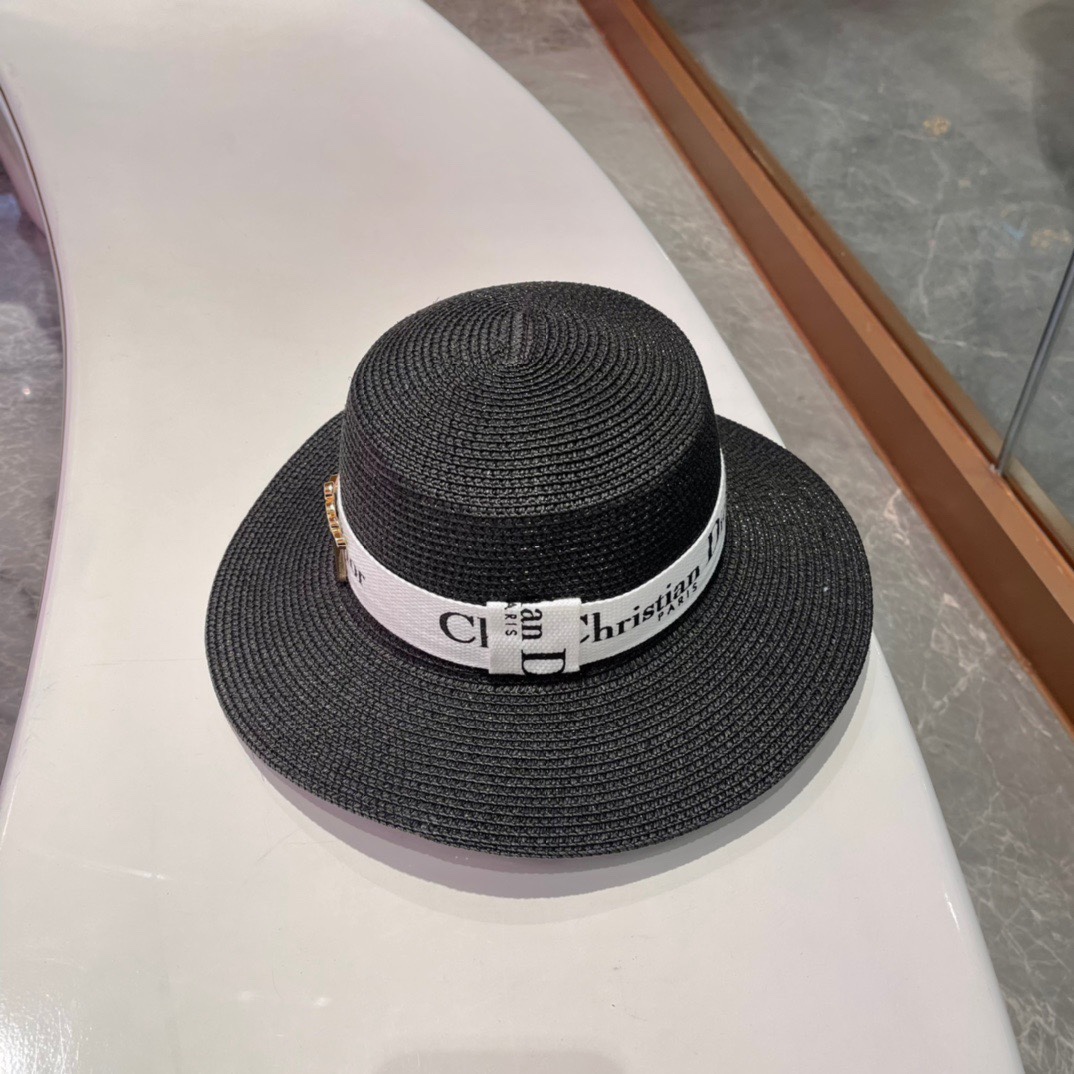【DIOR迪奥】新款草编平顶遮阳草帽盆帽🤩沙滩风，简约大方，百搭单品～出街首选，新款帽型超美腻，新品上架