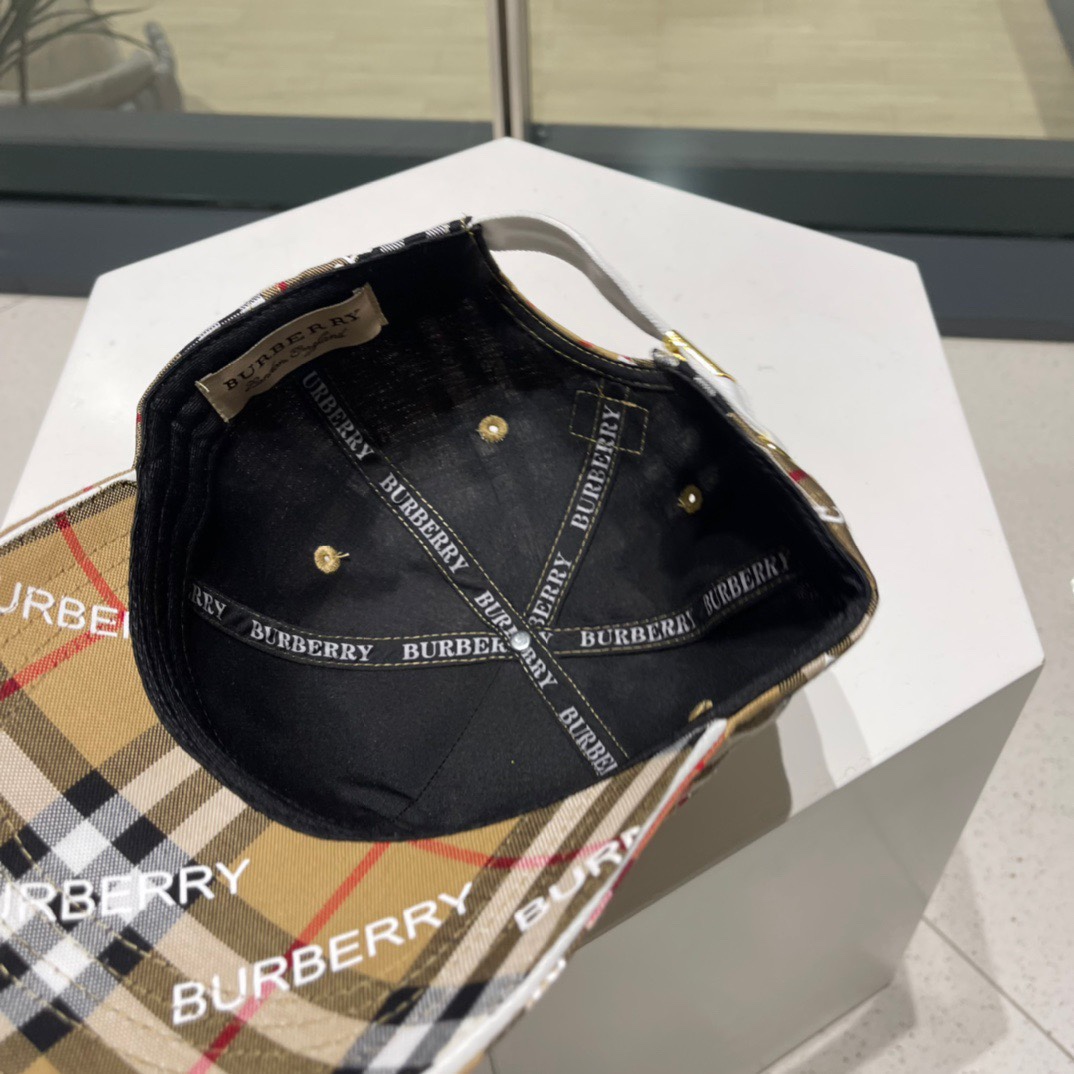 🧢Burberry（巴宝莉）新款原单棒球帽  专柜热卖款纯棉内里，完美版型，原厂品质，独家实物拍摄，男女