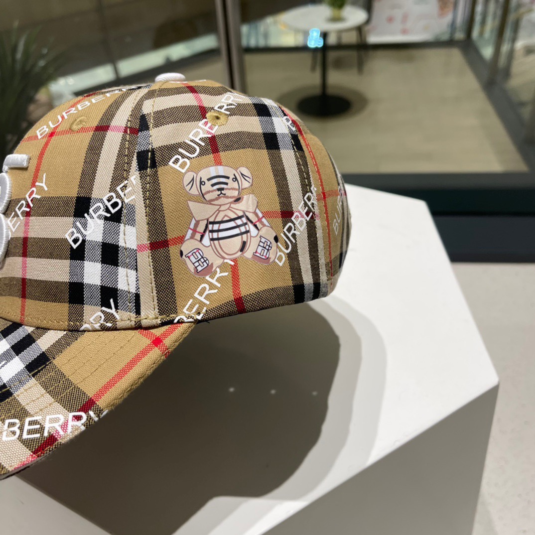🧢Burberry（巴宝莉）新款原单棒球帽  专柜热卖款纯棉内里，完美版型，原厂品质，独家实物拍摄，男女