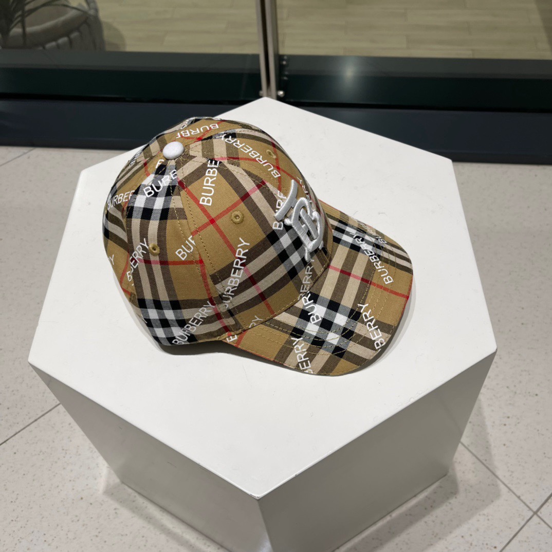 🧢Burberry（巴宝莉）新款原单棒球帽  专柜热卖款纯棉内里，完美版型，原厂品质，独家实物拍摄，男女