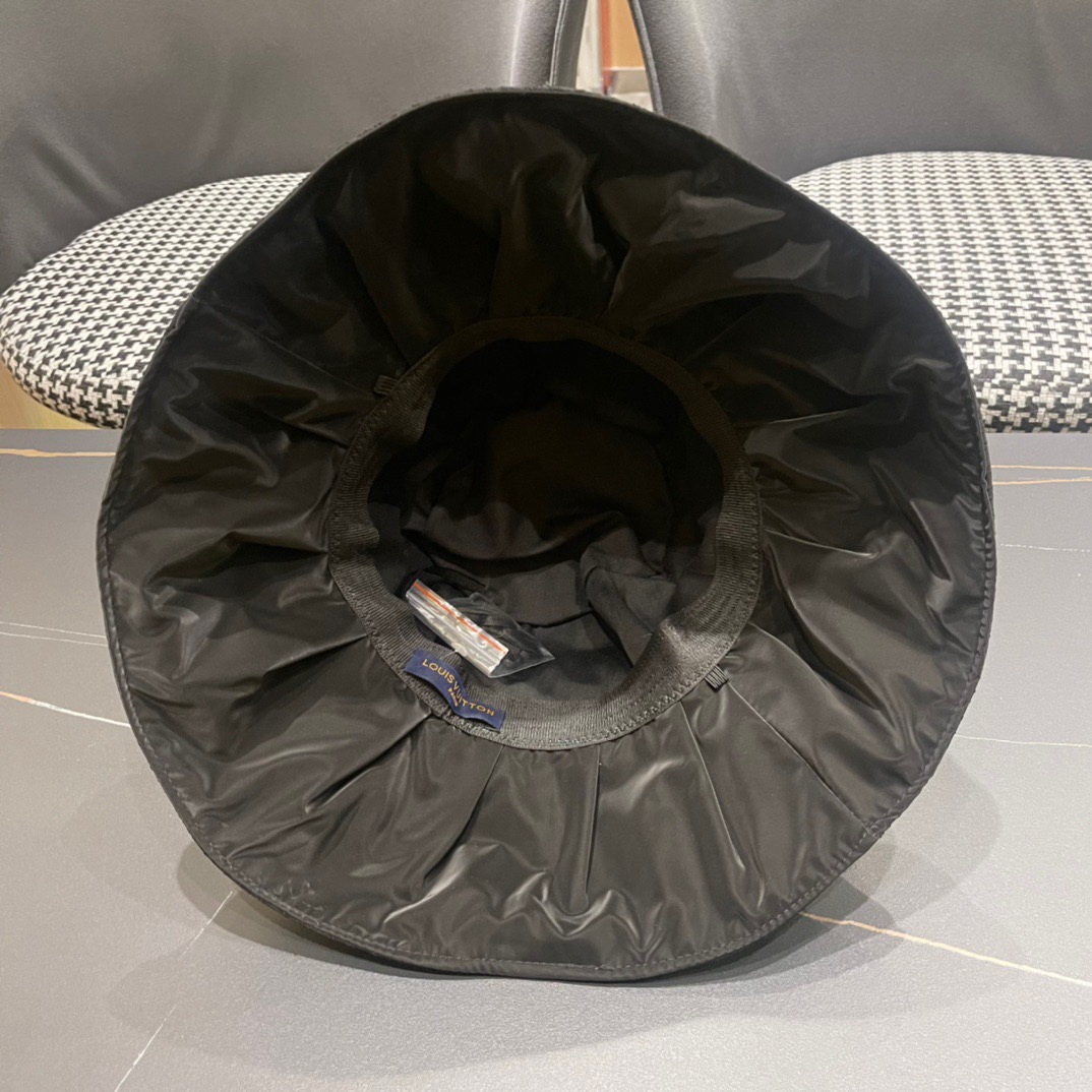 LV路易威登2024早春经典渔夫帽，非常经典的经典，流行的复古美，四季可用，出门必备，