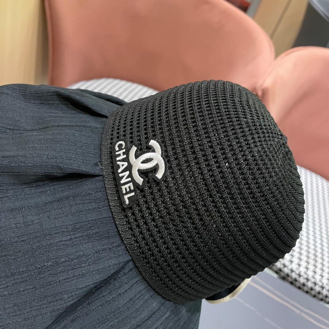 【Chanel香奈儿】早春新款大沿小香风渔夫帽～质感满满
出街首选🌊