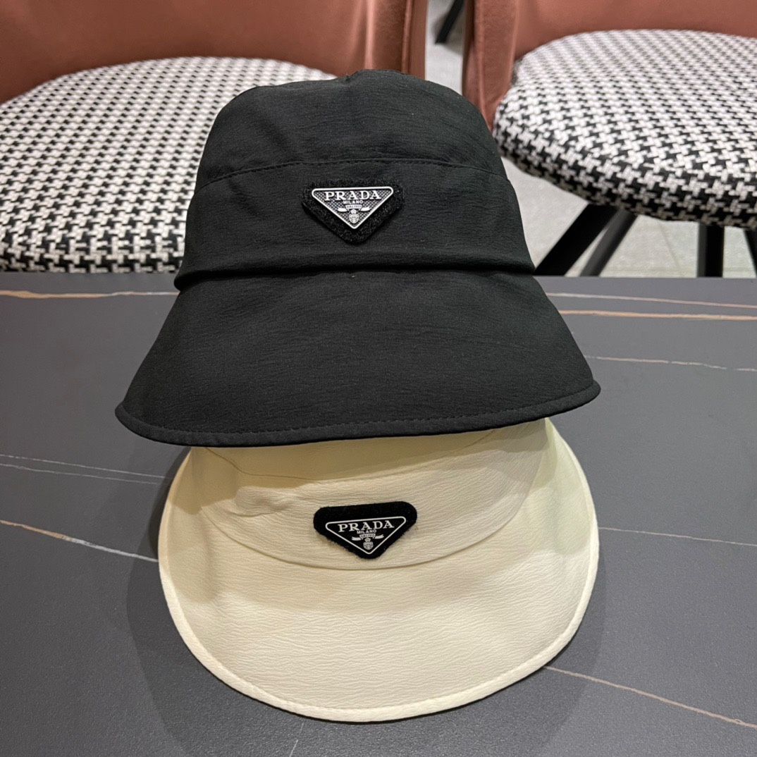 NO:203466,Prada Prada early spring new fisherman hat, classic men and women universal hat fisherman hat baseball hat knit hat, hat, prada, prada, espadrilles, hats19860909Prada普拉达早春新款渔夫帽,经典款男女通用帽子渔夫帽棒球帽针织帽,帽子,prada,prada,espadrilles,hats,hat