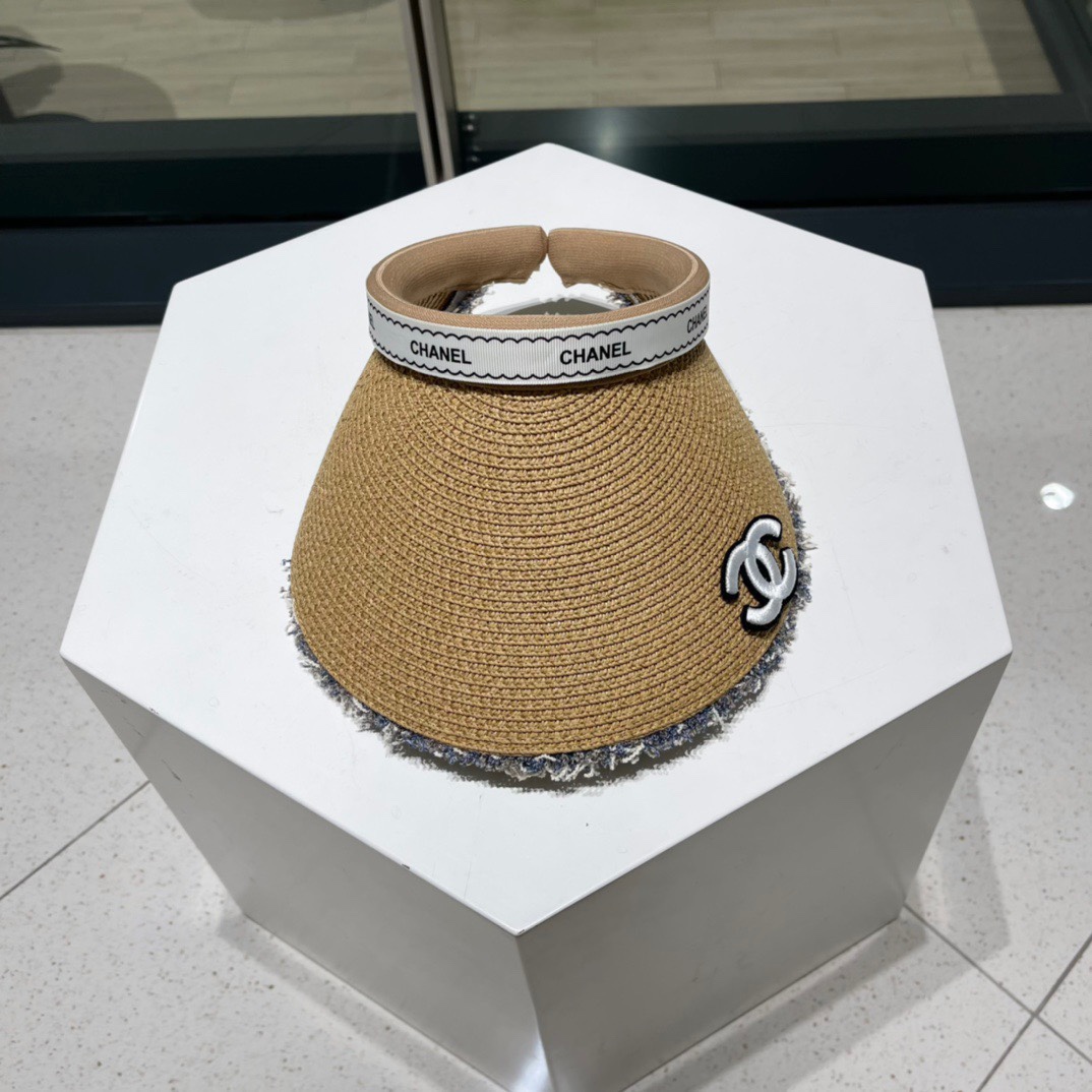 [Chanel Hats] It