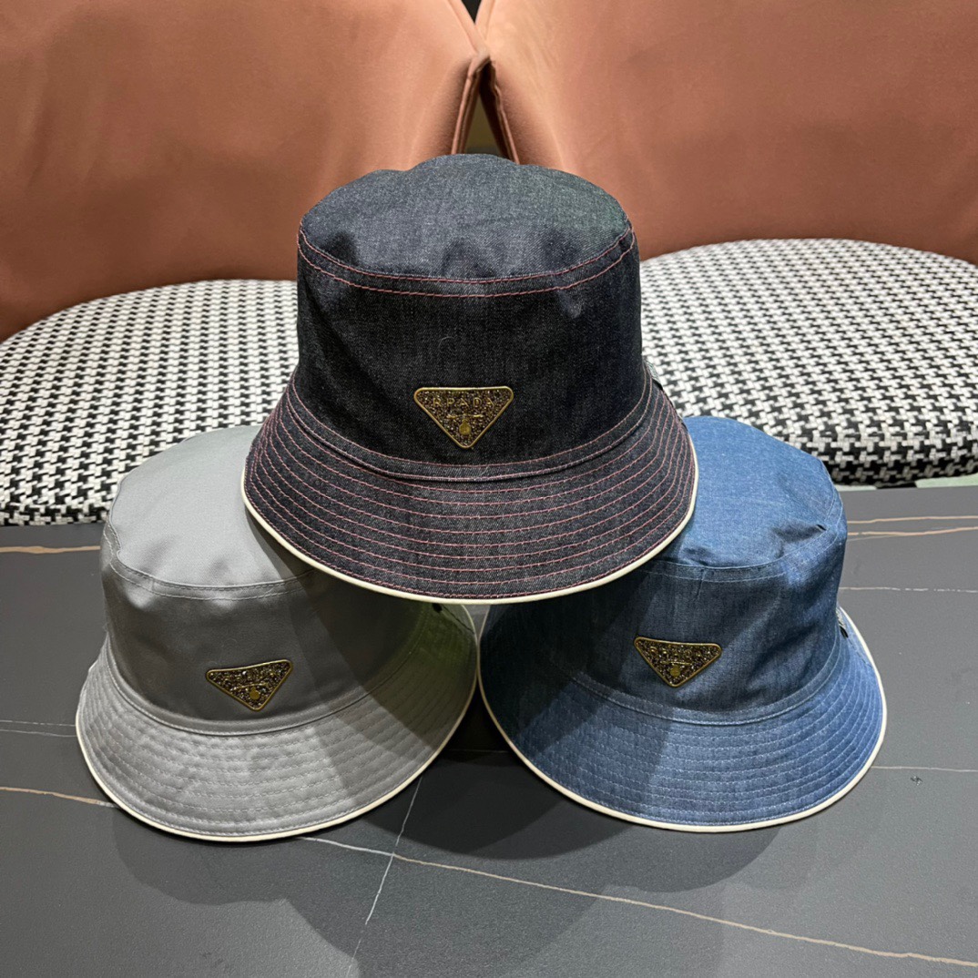 NO:205004,Prada PRADA spring and summer new double-sided fisherman hat with a strong sense of design, very good head shape, can modify various head shapes, versatile hat, fisherman hat, baseball hat, knit hat, hat, prada, prada, espadrilles, hats19860909普拉达PRADA春夏新款 双面渔夫帽 设计感超强,头型非常好,可以修饰各种头型,实力百搭款帽子渔夫帽棒球帽针织帽,帽子,prada,prada,espadrilles,hats,hat