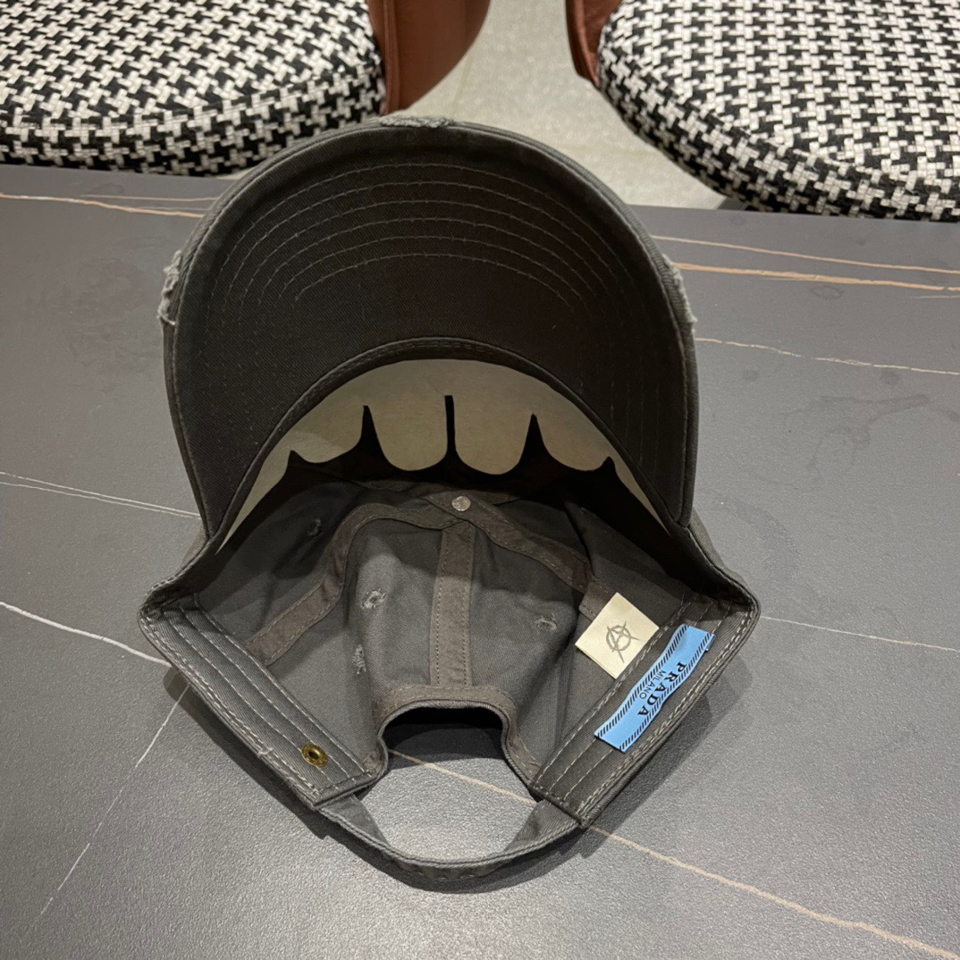 💛【普拉达】春夏新款棒球帽，新款出货超好搭配，赶紧入手！