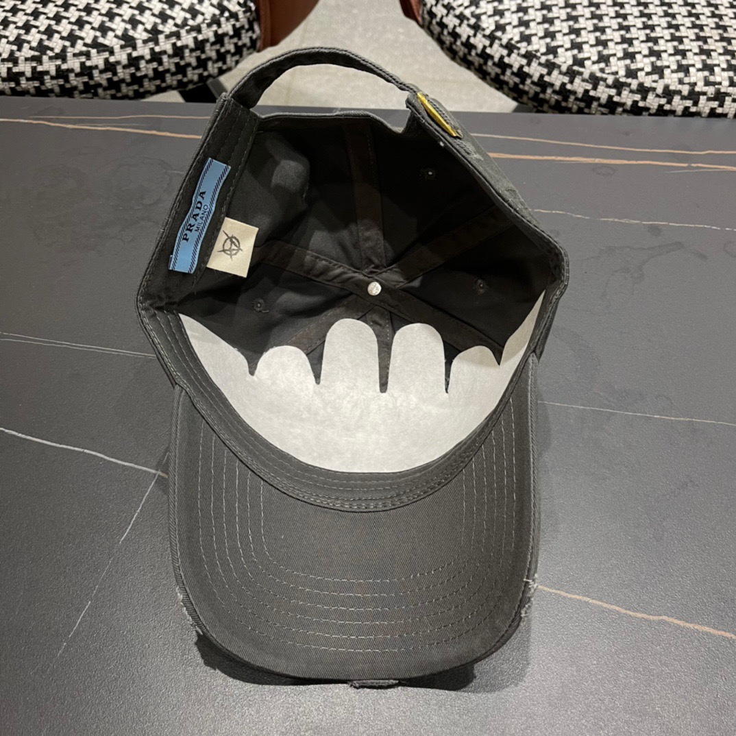 💛【普拉达】春夏新款棒球帽，新款出货超好搭配，赶紧入手！